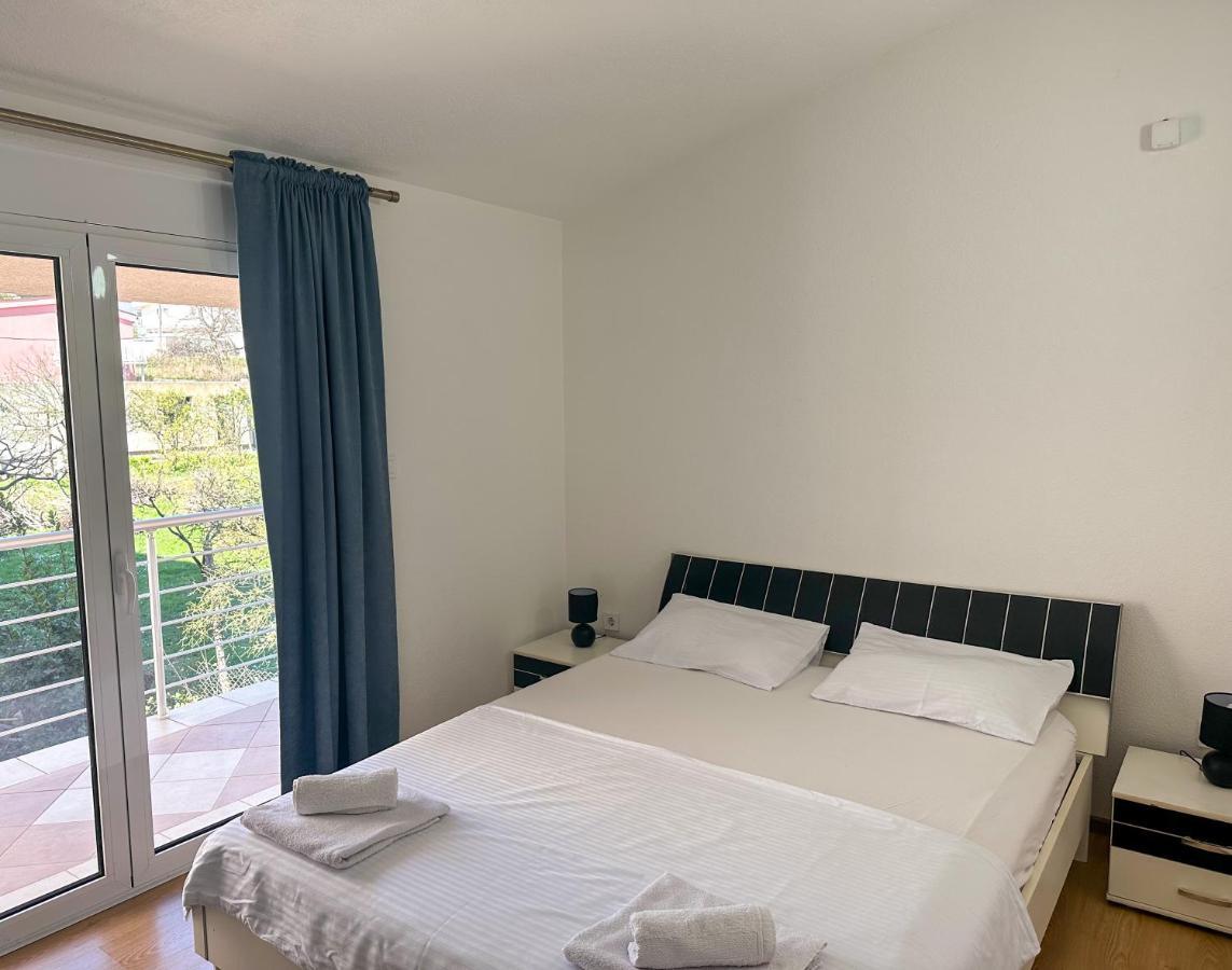 Jasmin Apartmani Bar Luaran gambar