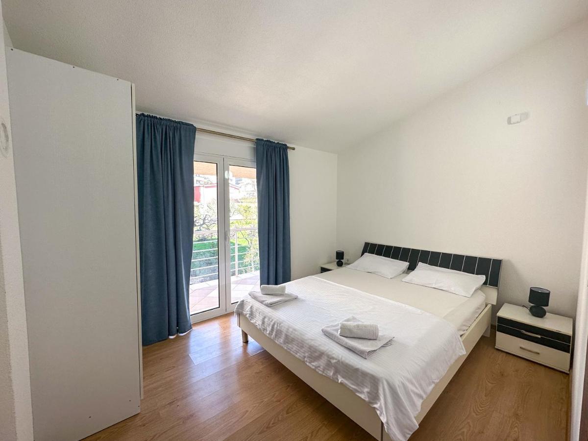 Jasmin Apartmani Bar Luaran gambar