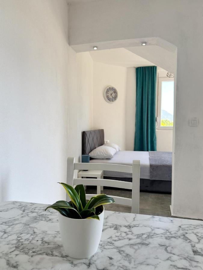 Jasmin Apartmani Bar Luaran gambar