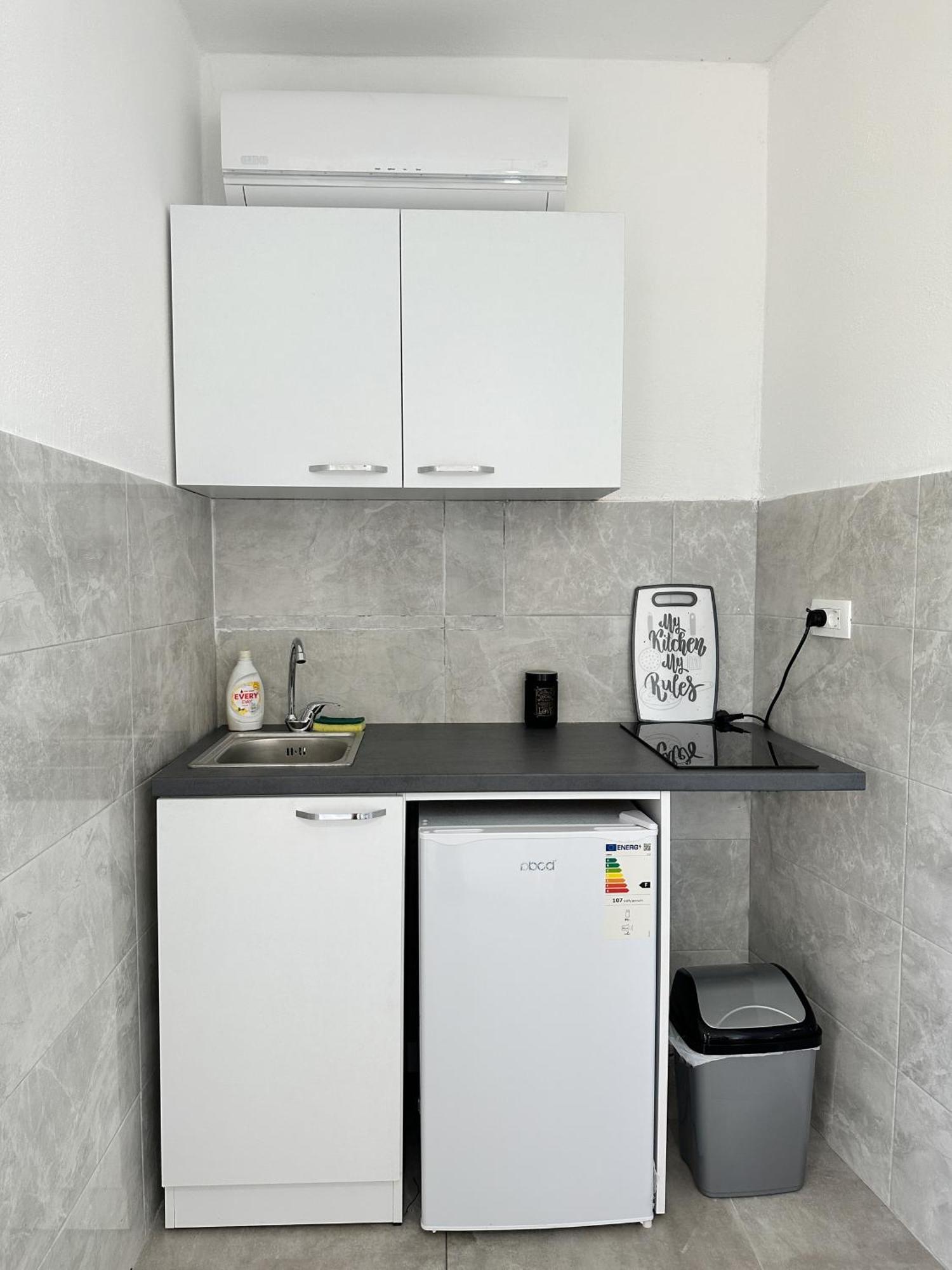 Jasmin Apartmani Bar Luaran gambar