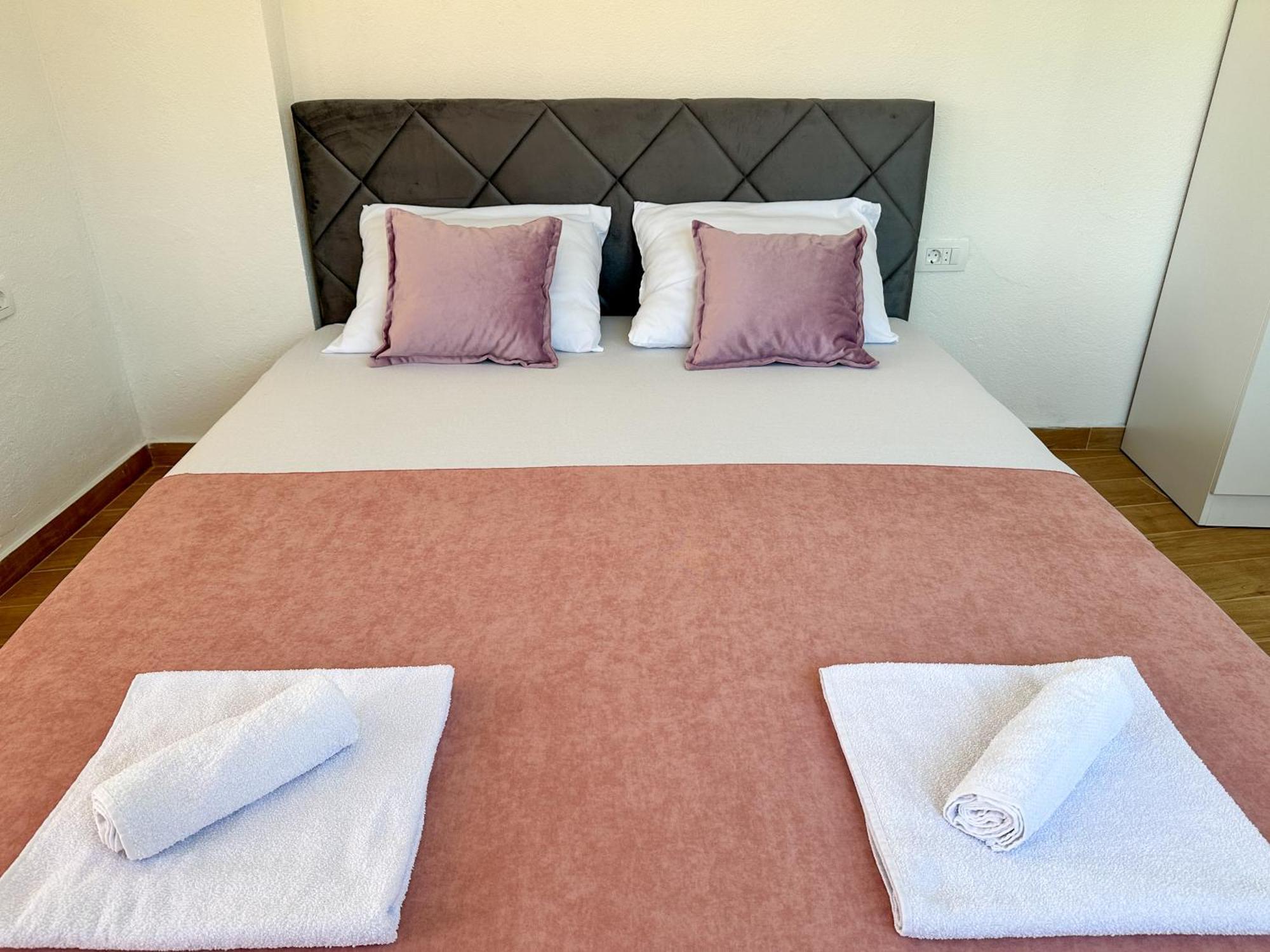 Jasmin Apartmani Bar Luaran gambar